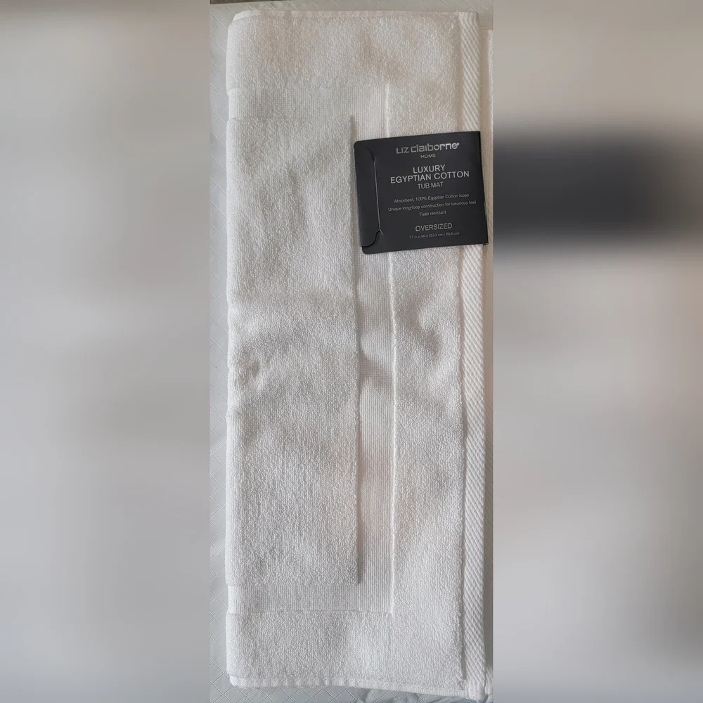 Liz Claiborne Bright White Egyptian Cotton Bath Mat